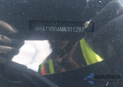 2021 Nissan Rogue Platinum Intelligent Awd z USA, uszkodzony, nr VIN JN8AT3DD4MW301288